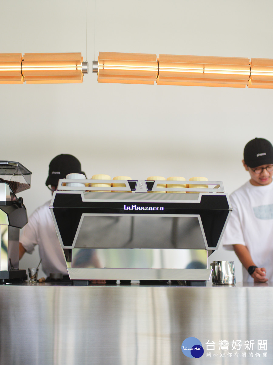 來自台灣並於東京設有據點的咖啡品牌 Pharos Coffee