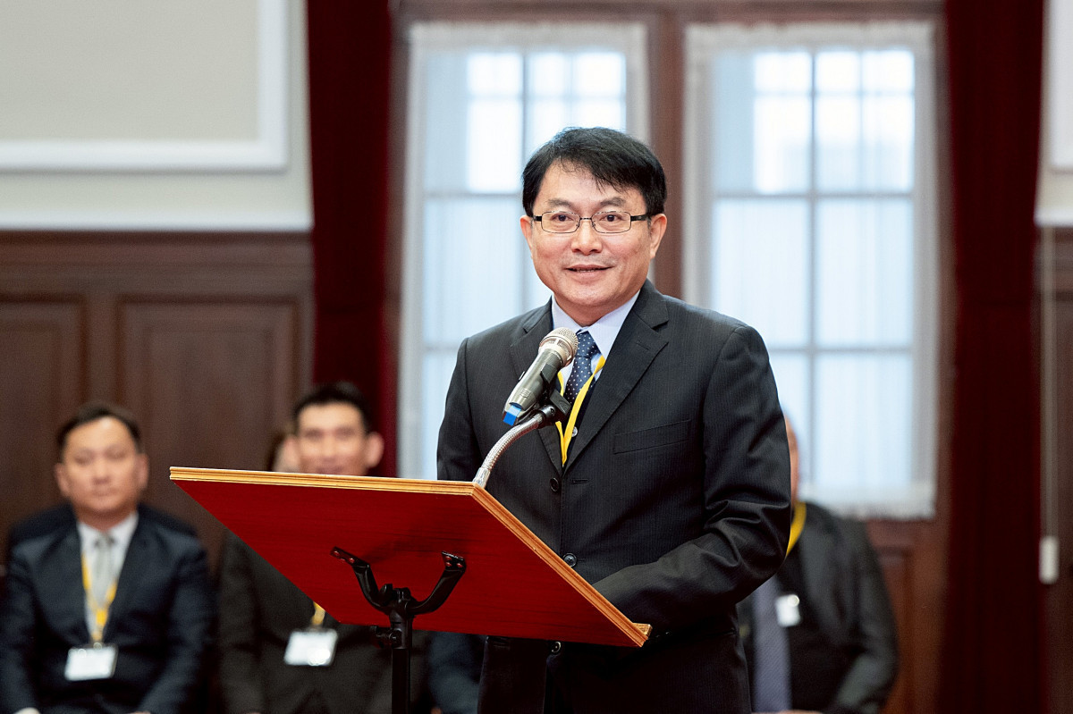 長庚科大副校長黃聰龍代表全體得獎人致詞