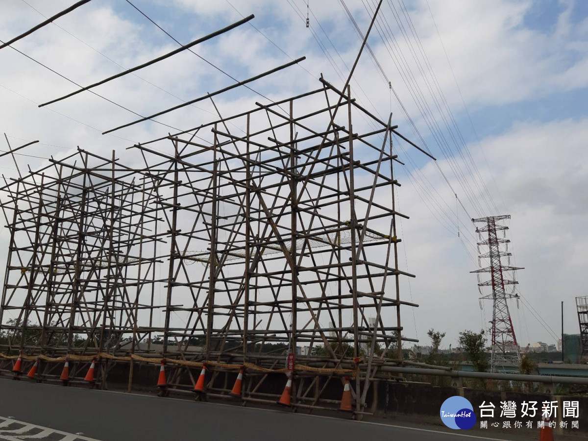 台電未經允許架設電纜，寶山鄉公所嚴厲譴責。