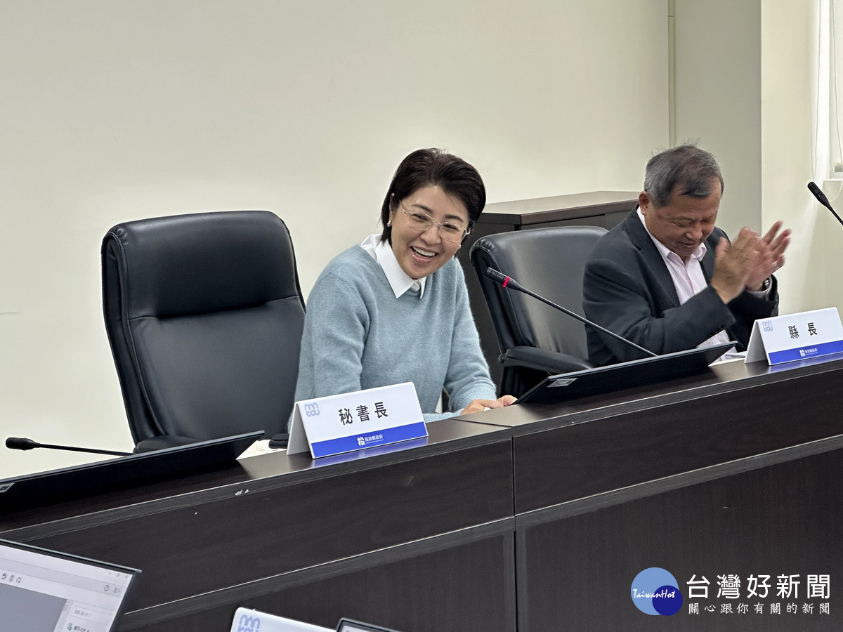 許縣長主持縣務會議表示氦氣球園區將開放三天予縣民及草屯鎮民預約體驗。（記者扶小萍攝）