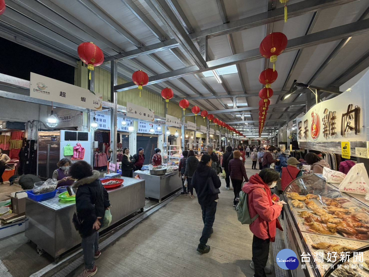 南門市場復原後空間明亮、採買動線流暢。