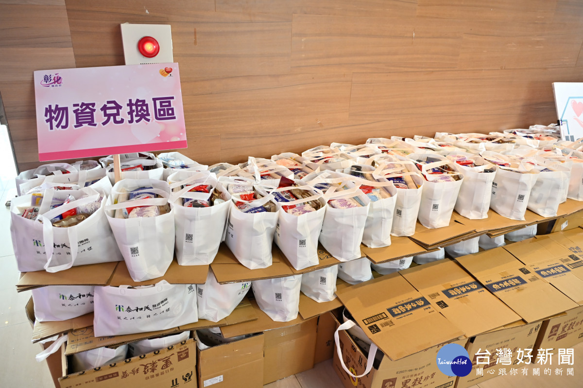 寒冬送暖不打烊,彰化縣府攜手麗園飯店百桌圍爐陪弱勢迎新年。圖/彰化縣政府提供