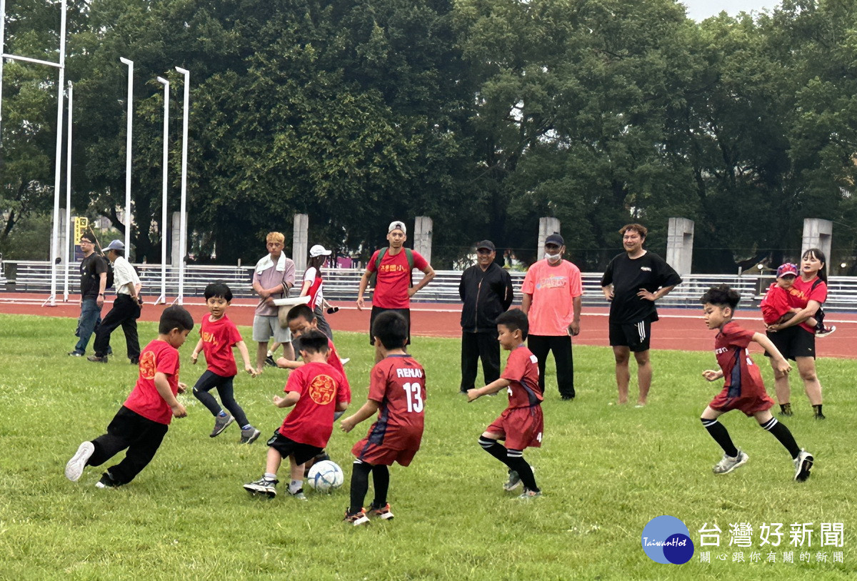 五人制幼兒足球錦標賽持續深耕足球運動。（記者扶小萍攝）