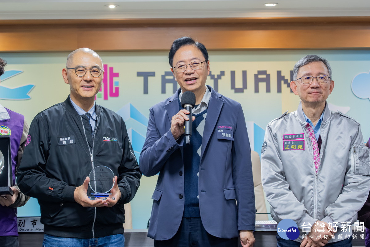 桃園市長張善政肯定衛生局以公衛創新守護市民健康。<br />
