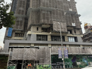 今年第一季進場的「冠德崇德綻」採先建後售模式，規劃為地上24層的黃金級綠建築。