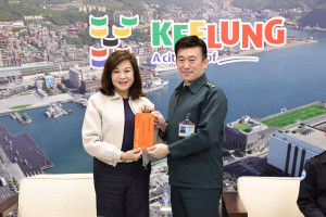 春節前夕敬軍送暖　邱佩琳感謝國軍堅守崗位守護家園