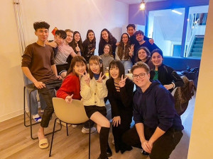 朝陽和海外學校合作。林重鎣