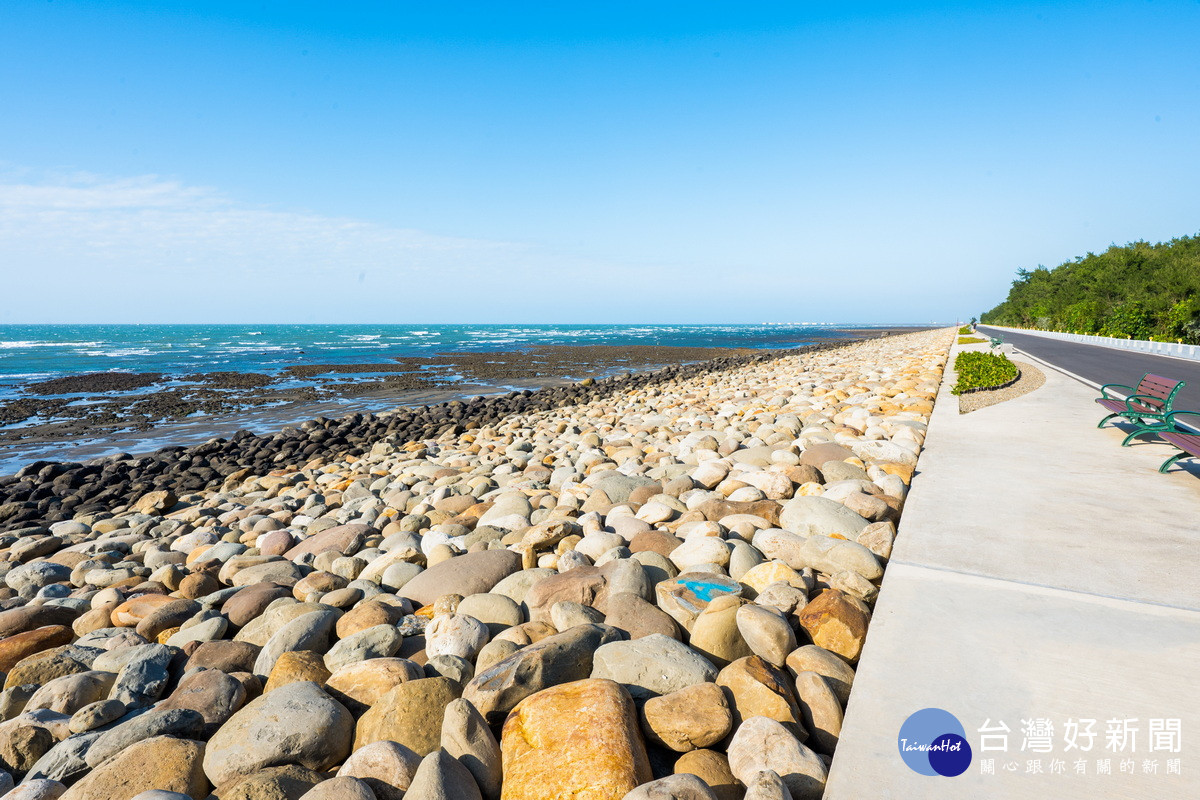 永安漁港北岸建設成果。