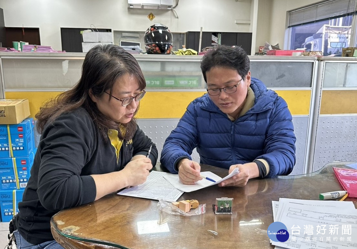 中壢監理站宣導「慢看停」打造安全用路環境。