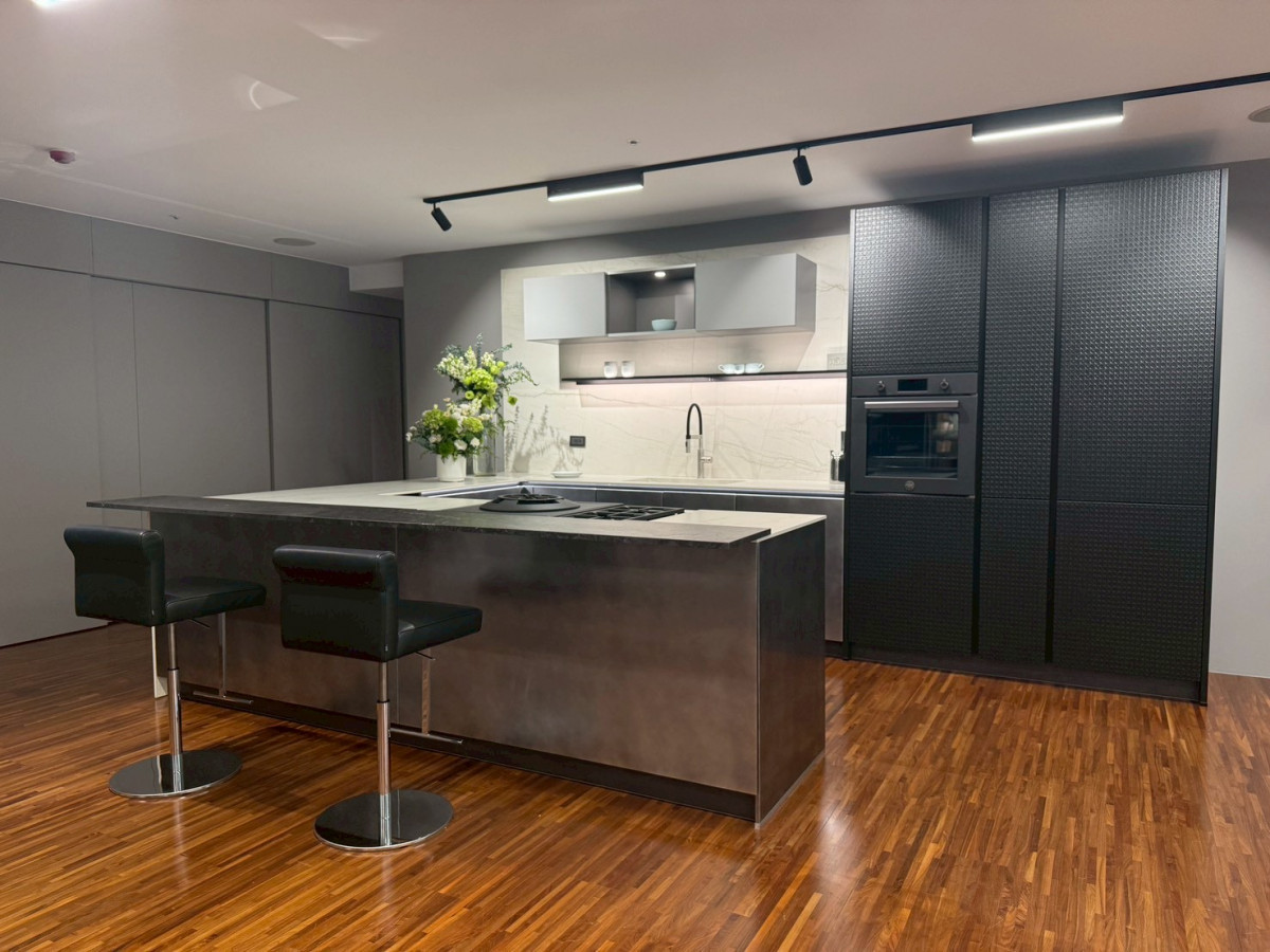 德廚集團引進德國百年品牌Häcker，讓消費者能以相對輕盈的預算，擁有與豪宅同等級廚具。