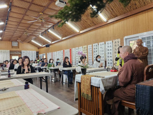 嘉義縣竹崎鄉灣橋晧月精舍今天舉辦一年一度盛會新春雅集活動。（圖／民眾曾博怡提供)