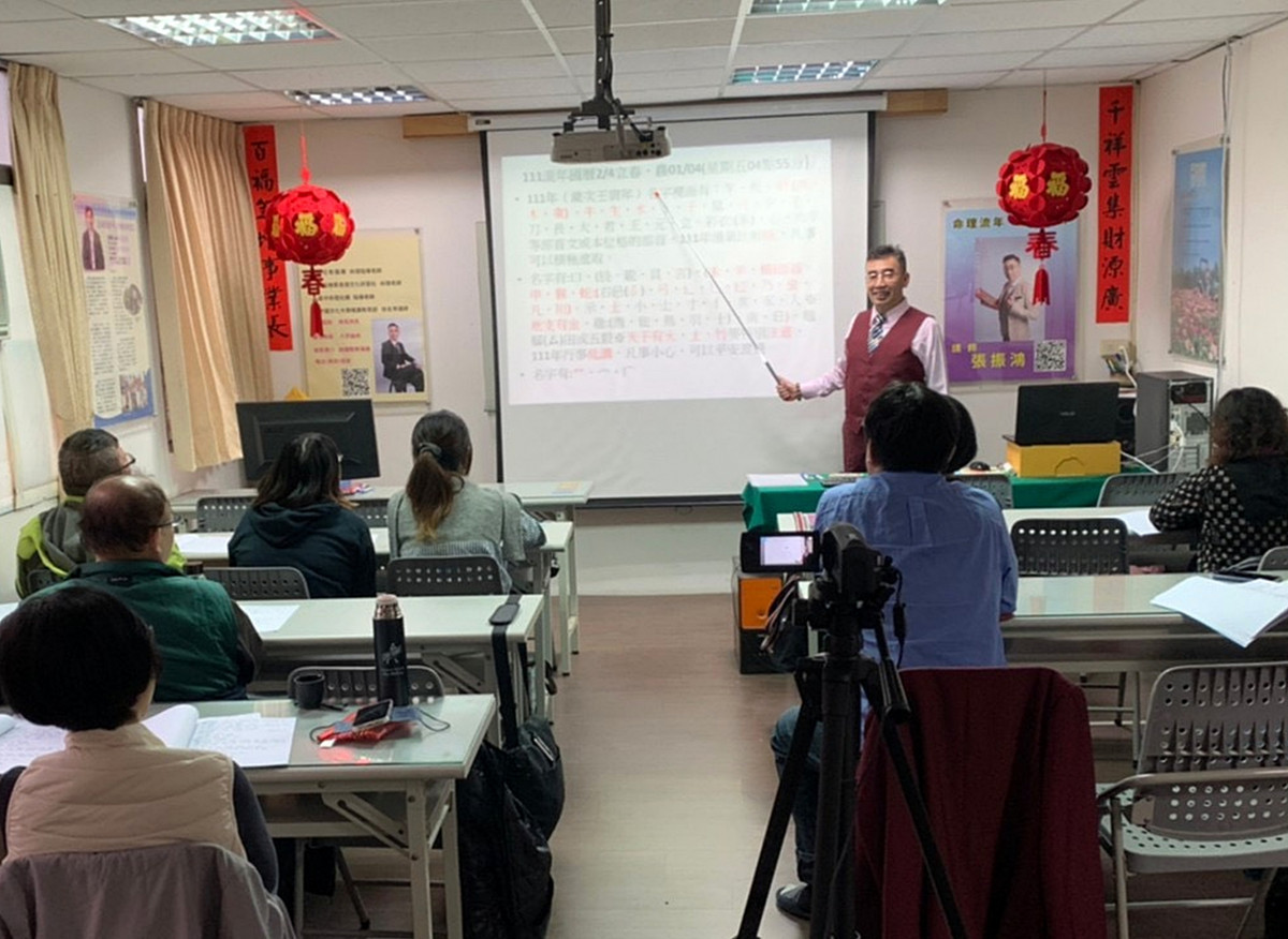 金馬鶴野富貴吉祥 2026立春後一年的運勢(鴻師傅命研所提供)