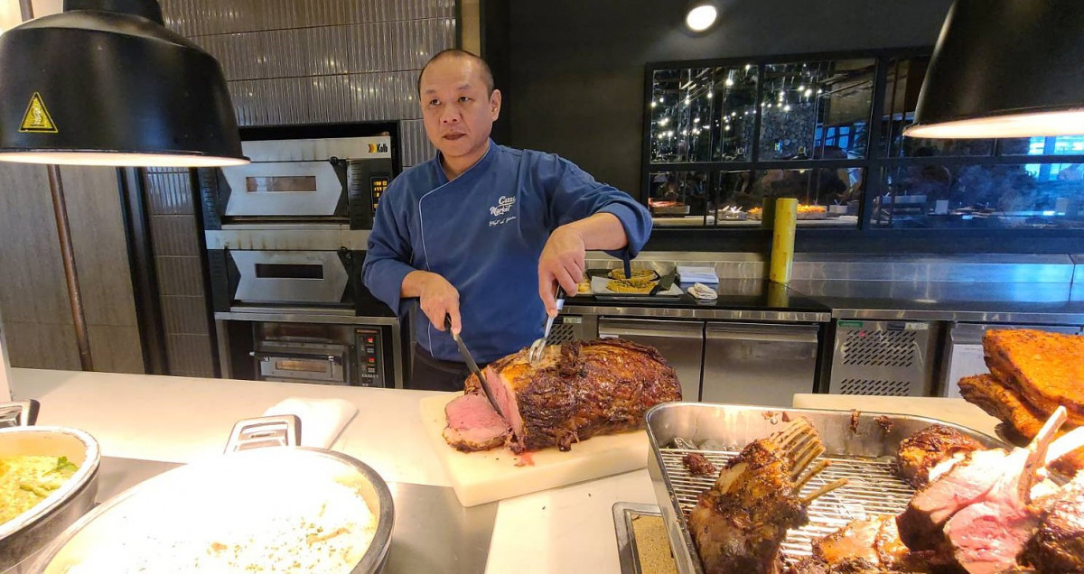 全新進化的八大主題餐區,強調「風味定錨」,精選各國經典料理,將世界風味轉譯為貼近在地需求的跨國界饗宴。