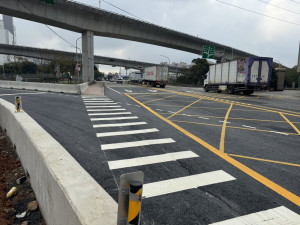 幼獅交流道南出匝道改善完成。