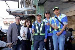 關懷弱勢迎新年　邱佩琳率隊致贈再生家具與生活物資傳遞溫暖