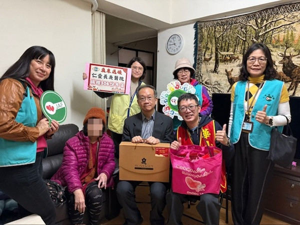 連續8年不間斷　仁愛、華山歲末送暖，攜手守護獨老健康