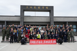 春節前夕敬軍慰問　陳光復赴定海營區感謝國軍守護家園