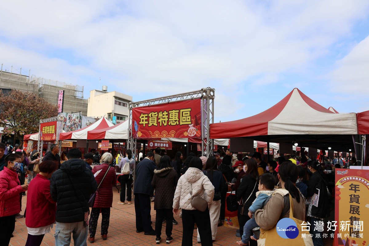 雲林年貨大街熱鬧登場　張麗善邀全民採買迎新春