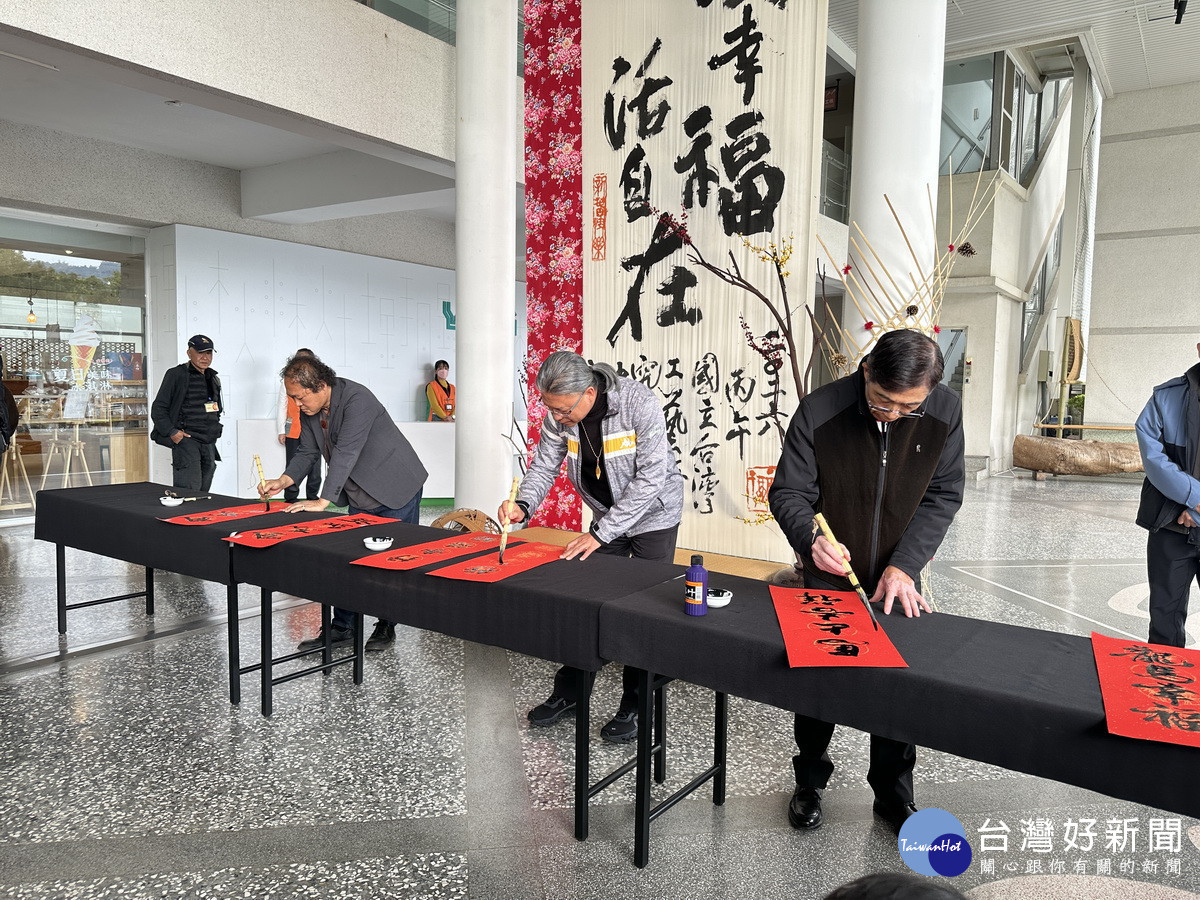 農曆春節來走春　工藝中心「攏馬有春」盛大登場