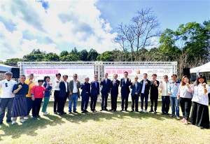 「櫻花盛宴：暨大春之饗」活動到場貴賓合影。（暨大提供）