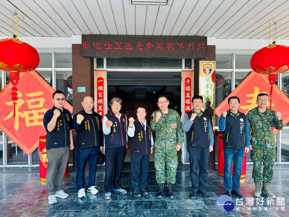 春節前夕　佳里金唐殿管委會​前往陸軍203旅勞軍