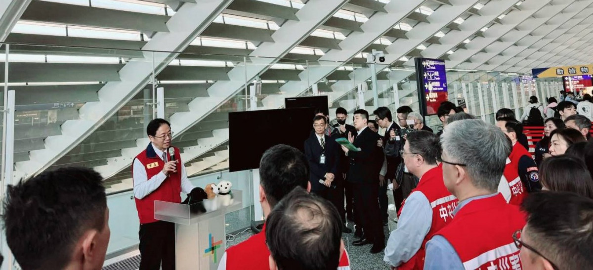 桃園市長張善政日前陪同行政院長卓榮泰視察「春節國際機場邊境檢疫整備情形」，當面向中央請命。