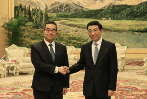 國民黨副主席蕭旭岑會見大陸全國政協主席王滬寧