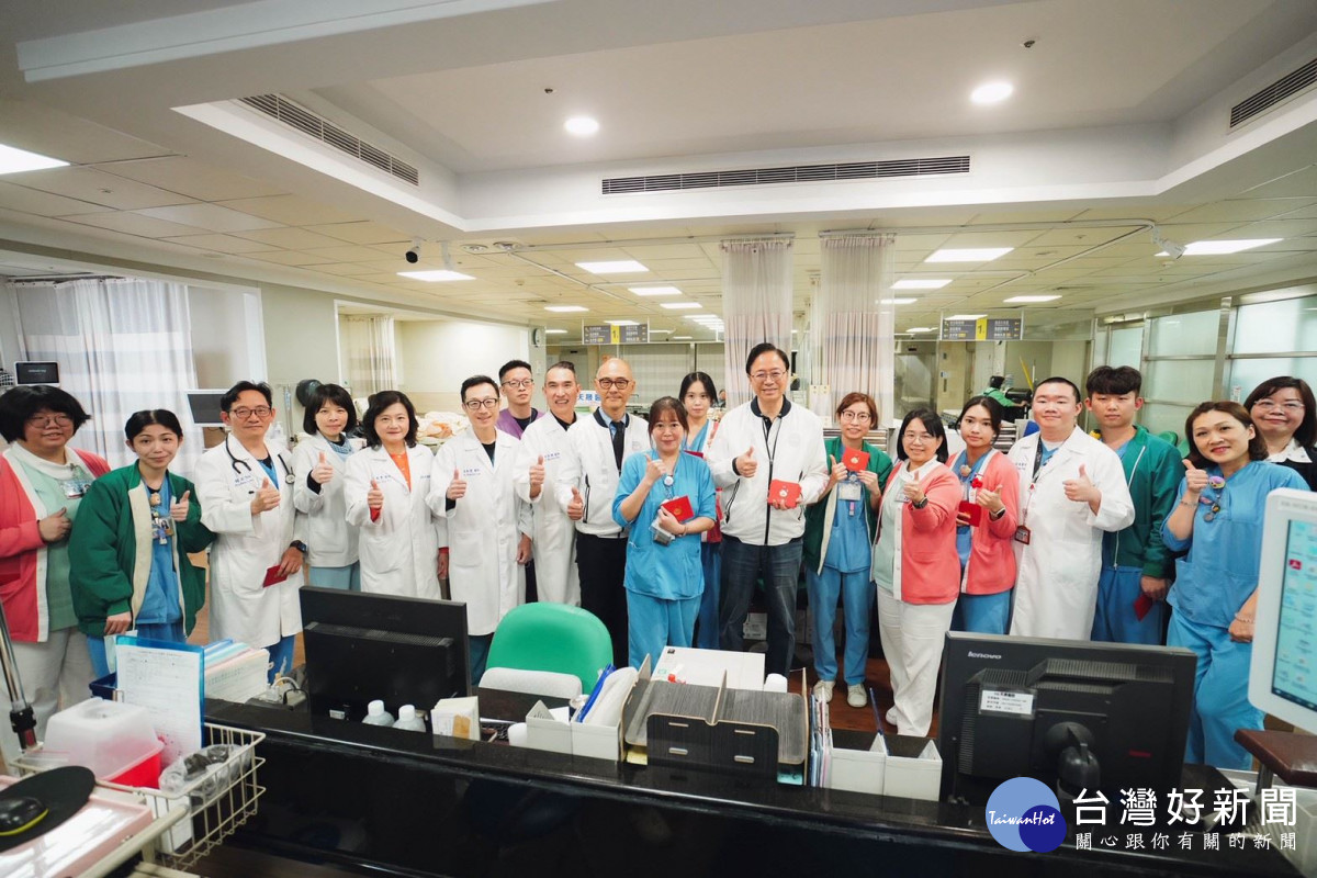 春節慰勞急救責任醫院　張善政：感謝醫護全年無休守護市民健康
