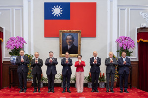 賴清德總統23日在總統府與行政、立法、司法、考試、監察等五院院長進行新春茶敘。（圖／總統府Flickr）