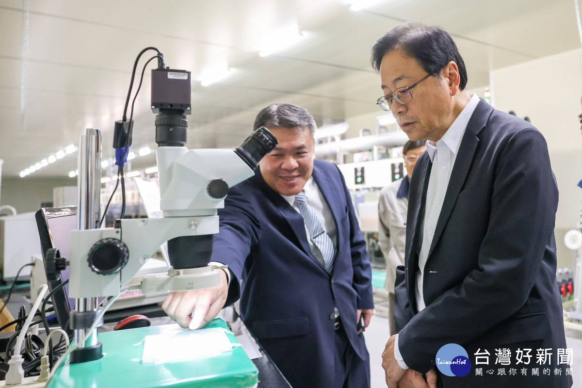 桃園市長張善政受邀參訪鉅祥企業觀音廠。