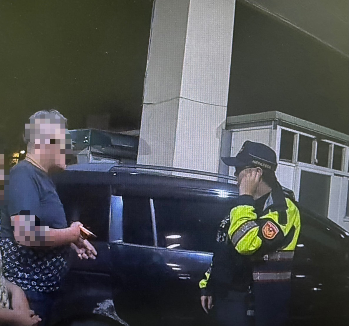 女童誤食清潔劑急求助　楊梅警火速開道送醫