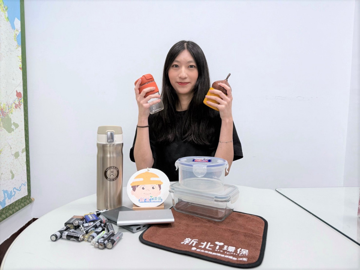 新北賞燈祈福拿好禮　環保局推自備餐具、回收廢電池