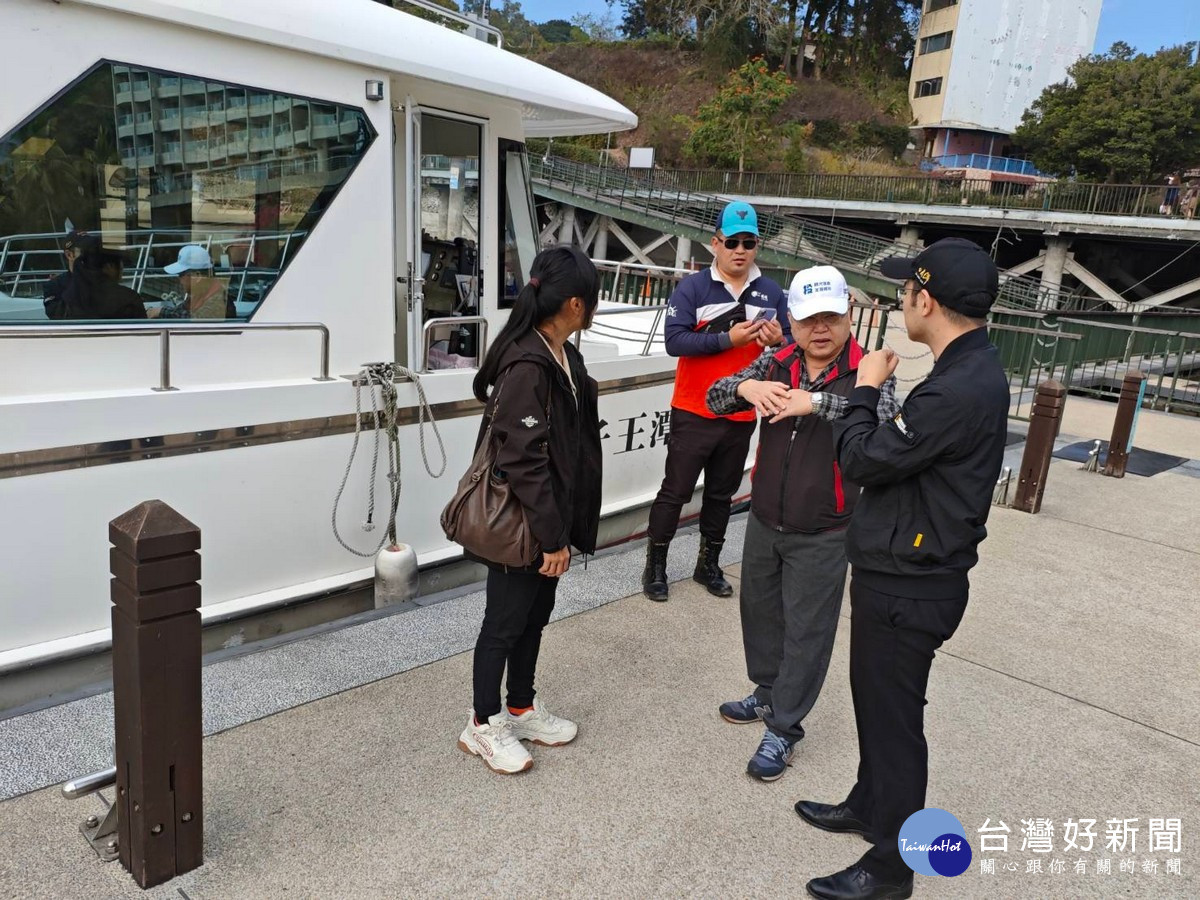 日月潭船舶暨水域遊憩活動聯合稽查。（日管處提供）