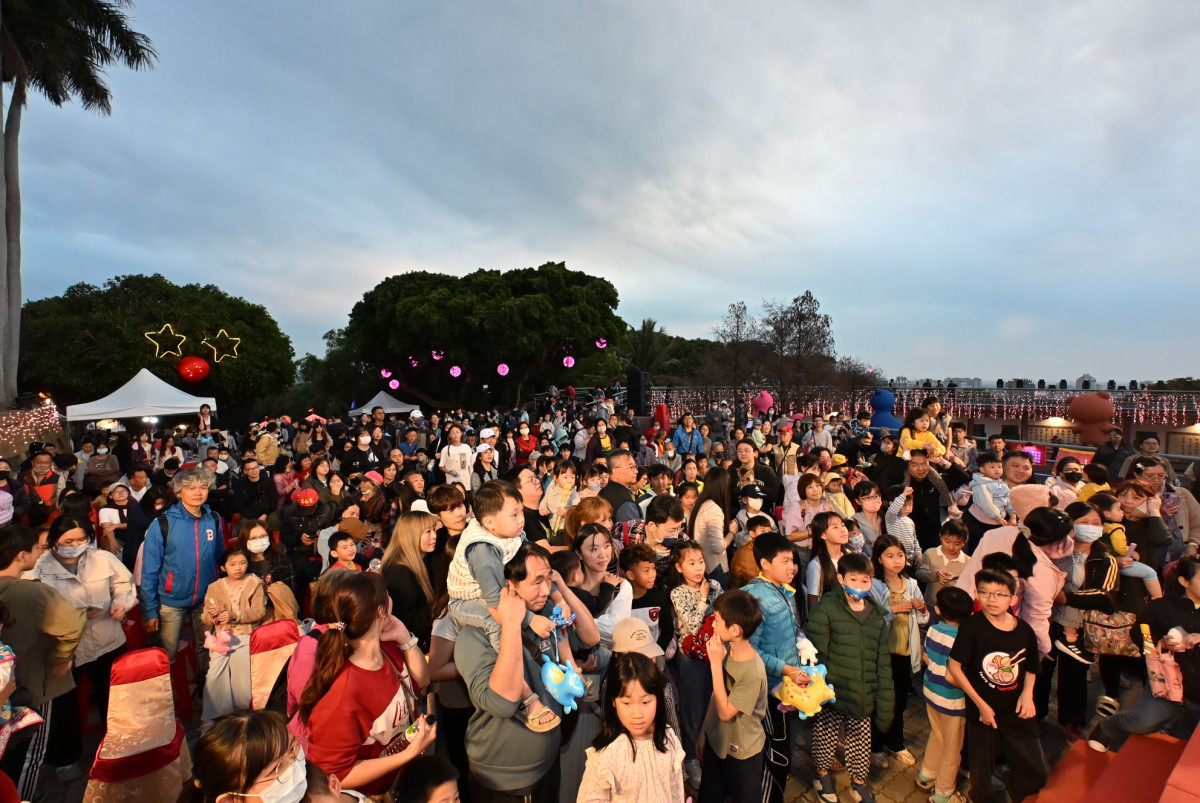 月影燈季猜燈謎現場人潮滿滿。圖/彰化縣政府提供