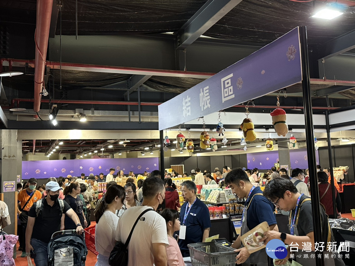 台灣國際蘭展吸睛　首日人潮爆滿