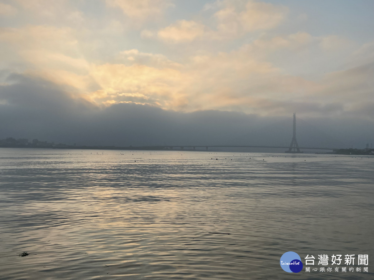 鋒面過境帶來陣雨雷雨　週三南部雨勢最明顯