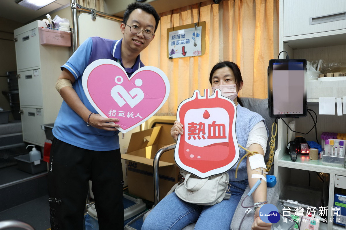 東華醫護同仁及民眾都來相挺。(東華醫院提供)