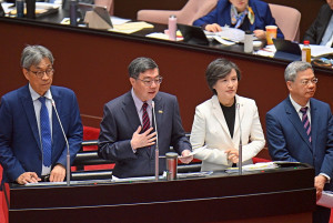 行政院長卓榮泰3日赴立法院台美關稅談判結果及其影響專案報告。（圖／行政院發言人室）