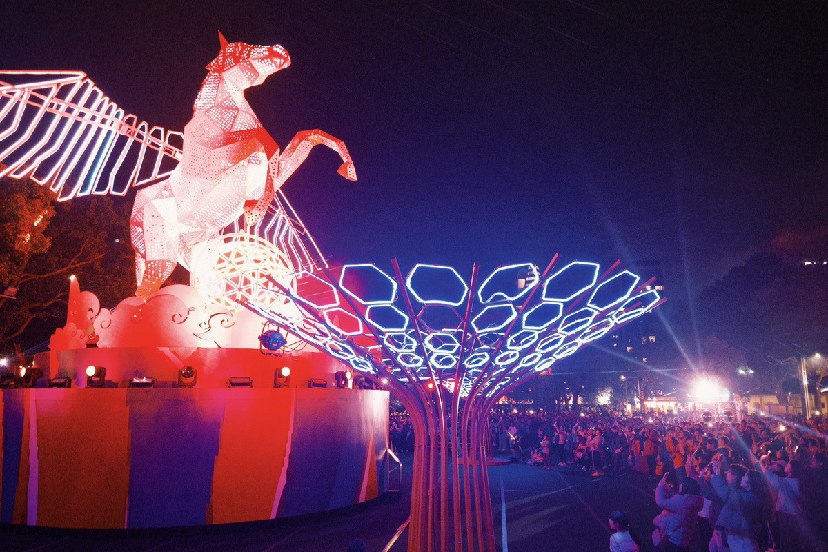 2026桃園燈會引爆228連假熱潮　開幕5天破65萬人次