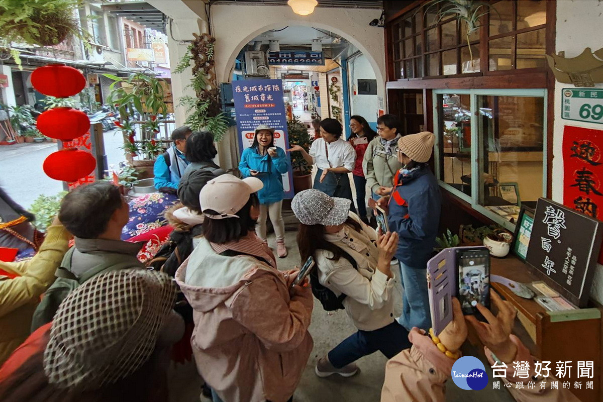 2026桃園燈會展現人情味，50位志工跨國界服務，暖心導覽點亮舊城文化魂。