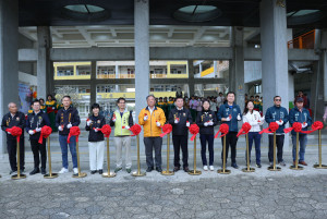 苑裡國小通學步道啟用　鍾東錦剪綵並嘉勉排球小將