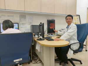 臺北榮總新竹分院內視鏡室蔡志奇主任。