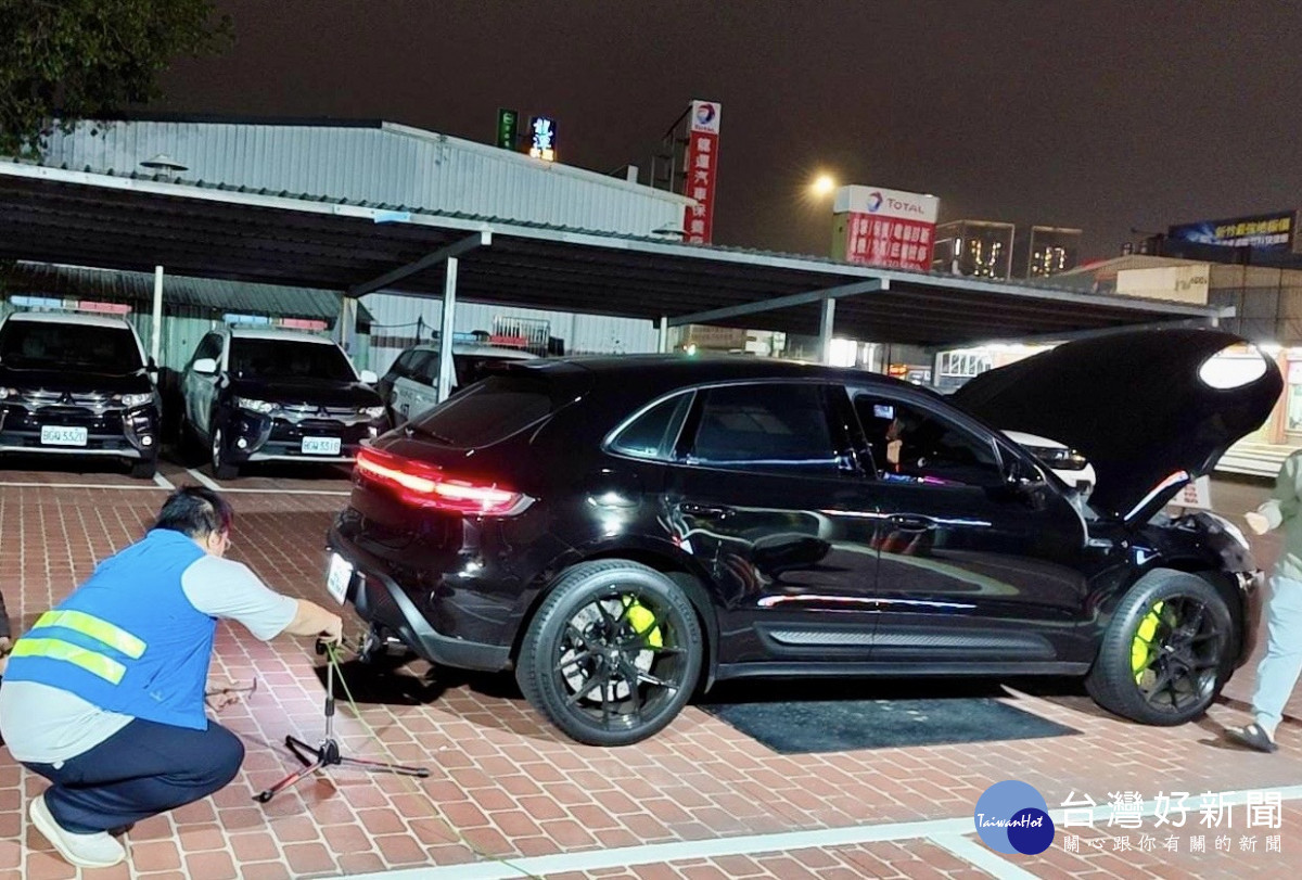 龍潭警結合環保及監理機關聯合稽查取締噪音車！<br />
