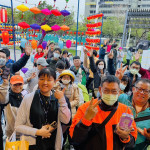 2026台灣燈會期間嘉義縣社會局特別推出行李箱造型限量小提燈／嘉義縣府提供