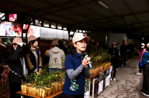 新竹分署夏榮生分署長介紹植樹節活動及本次贈送苗木(新竹分署提供)。