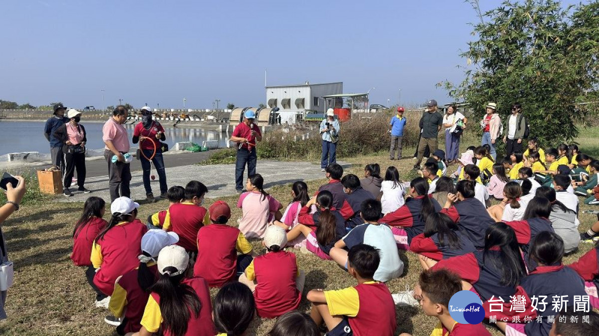 深化在地海洋素養　屏東縣150名師生齊聚佳冬體驗牽罟文化