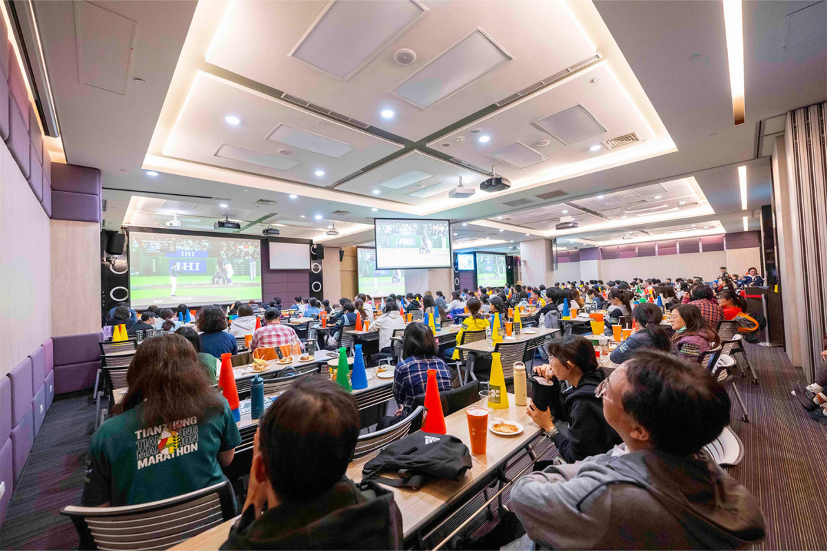 醫院變巨蛋 TEAM TAIWAN！台日大戰雖敗　醫護熱情不減