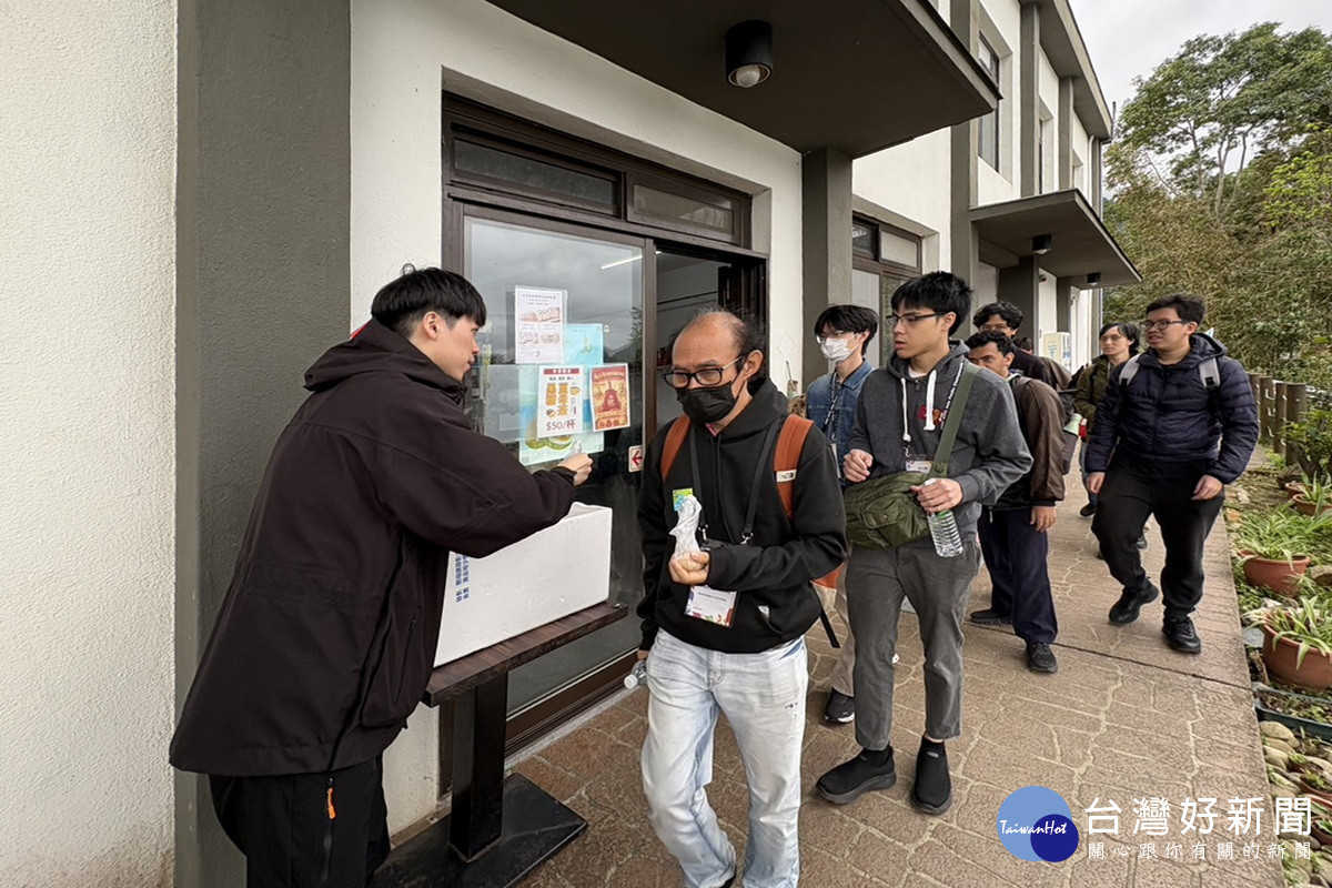 ICPC亞太區賽事12國選手齊聚桃園，體驗「桃園大龍門」山水人文魅力。