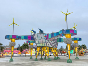 嘉義縣政府在台灣燈會現場打造全台首座超大型農業無人機意象主燈「未來方舟」／嘉義縣府提供