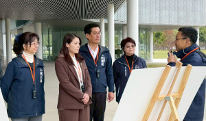 建設局人員為新竹市府團隊分享水湳經貿園區